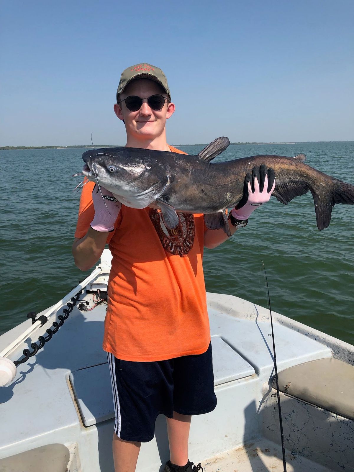 Golden Algae on Lake Whitney: What Anglers Need to Know